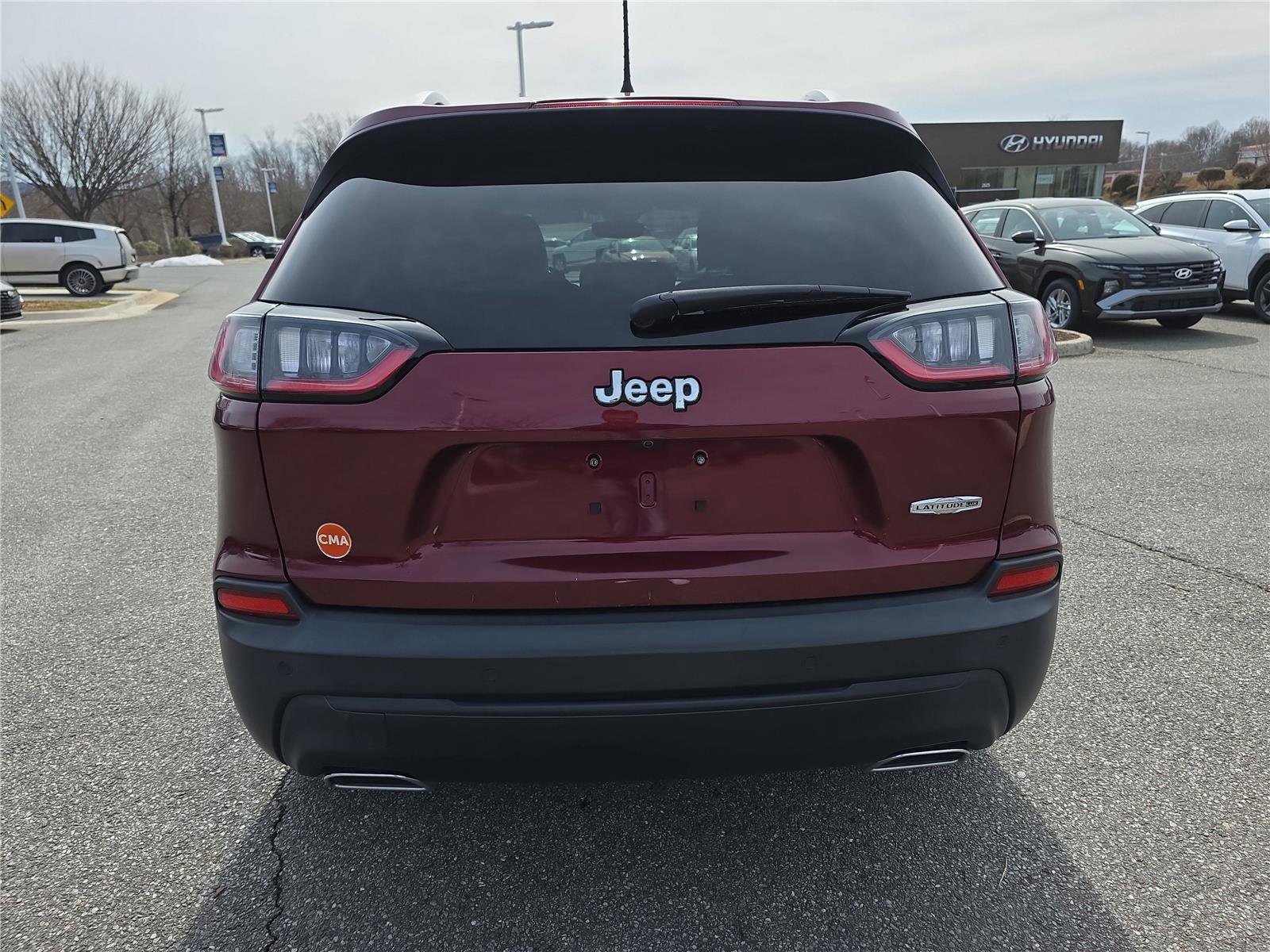 Used 2021 Jeep Cherokee Latitude Lux w/ Comfort/Convenience Group image 6