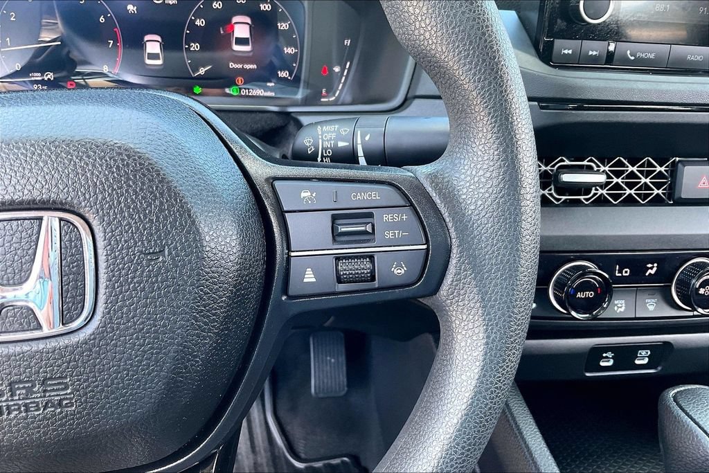 Certified 2025 Honda Accord SE image 12
