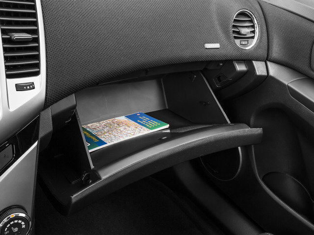 Used 2016 Chevrolet Cruze LT image 16