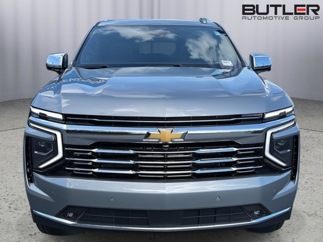 New 2026 Chevrolet Suburban Premier w/ Sun And Tow Package RWD image 9