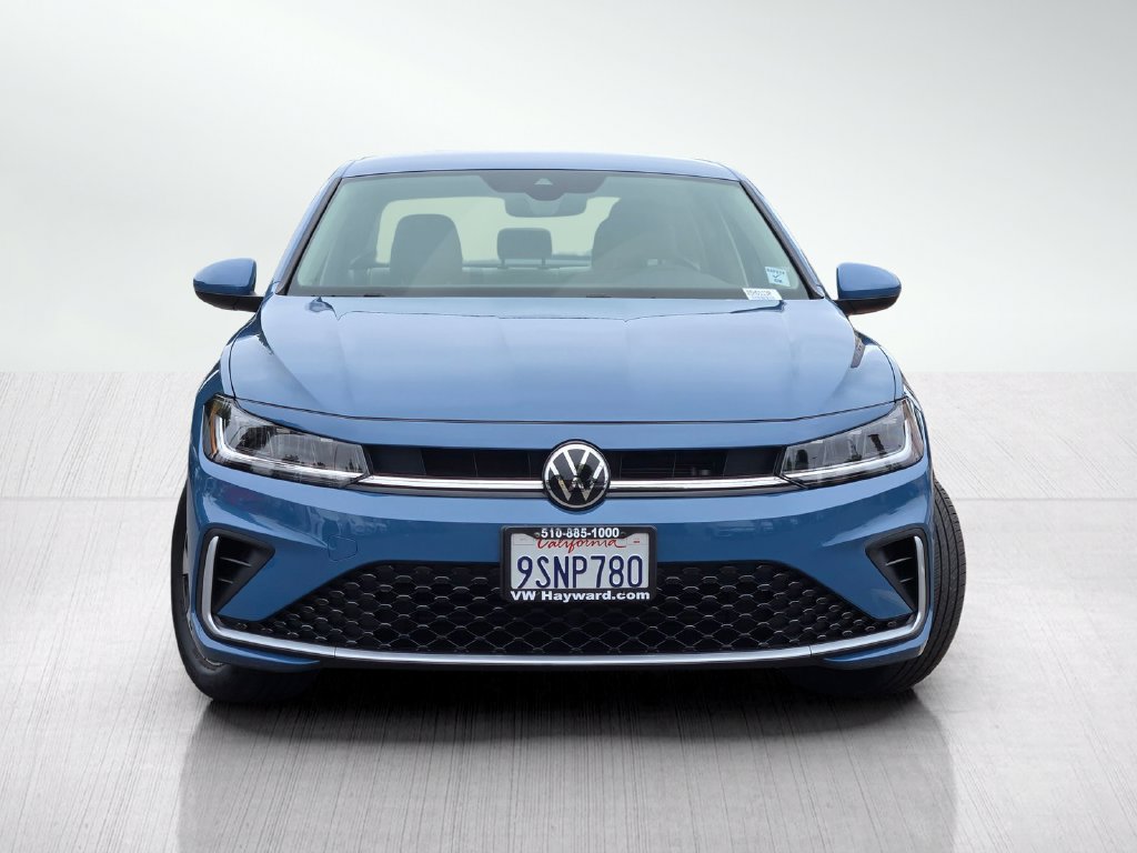Used 2025 Volkswagen Jetta S FWD image 2