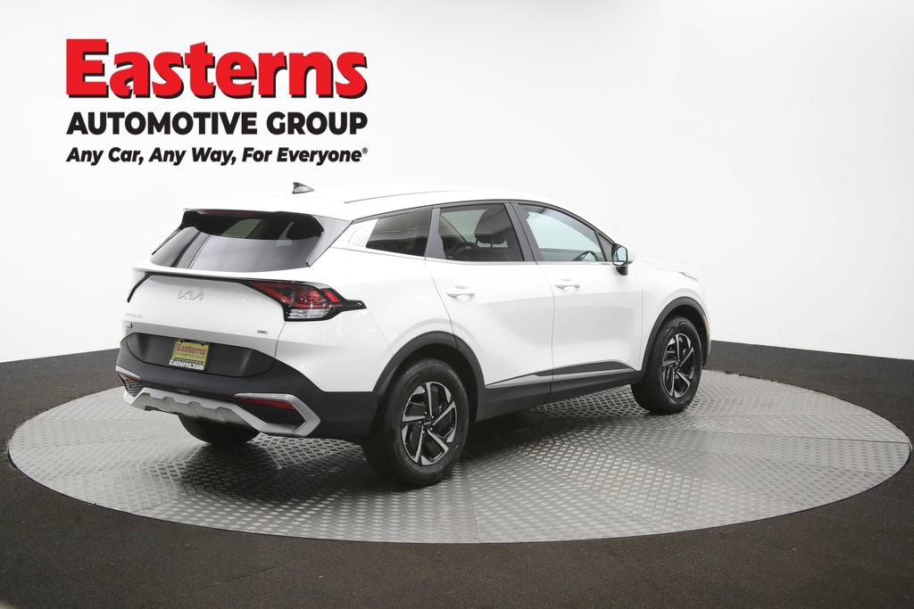 Used 2023 Kia Sportage LX AWD/4WD image 40