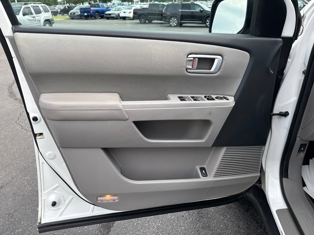 Used 2014 Honda Pilot EX image 28