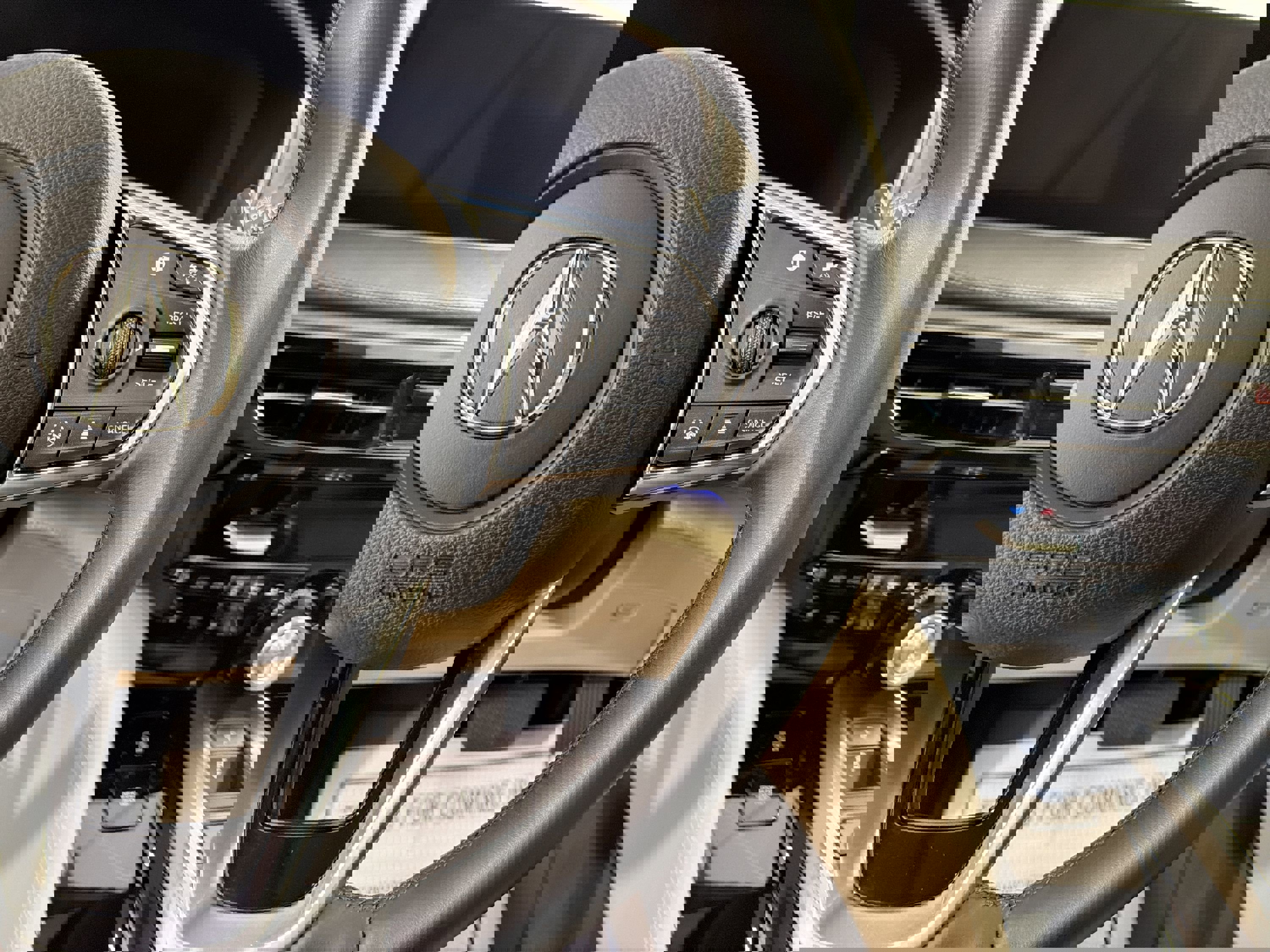 Used 2023 Acura MDX w/Advance Package image 15