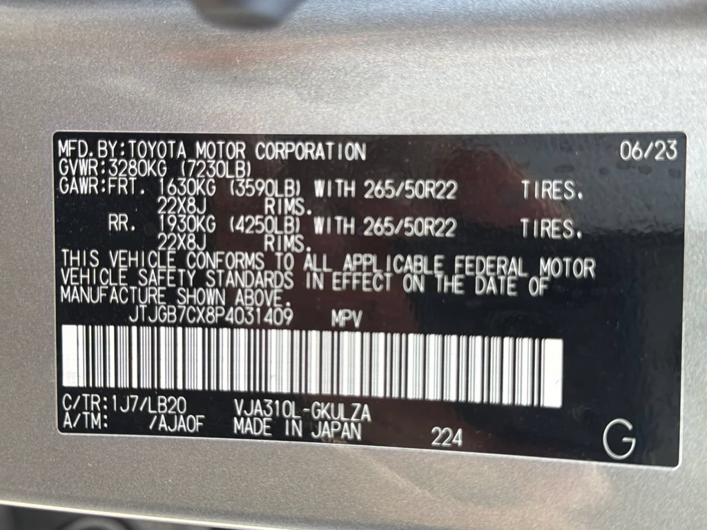 Used 2023 Lexus LX 600 4WD w/ Appearance Package image 31