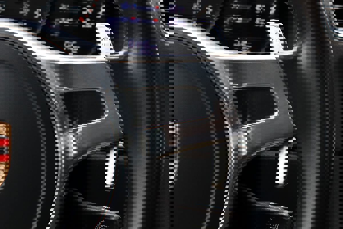 Used 2013 Porsche Boxster image 16