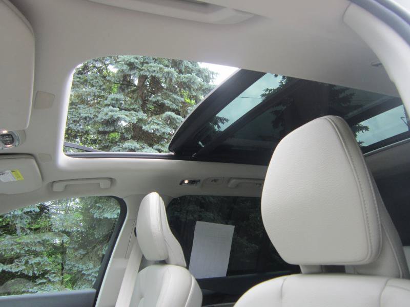 Used 2019 Volvo XC90 T6 Momentum w/ Protection Package Premier AWD/4WD image 31
