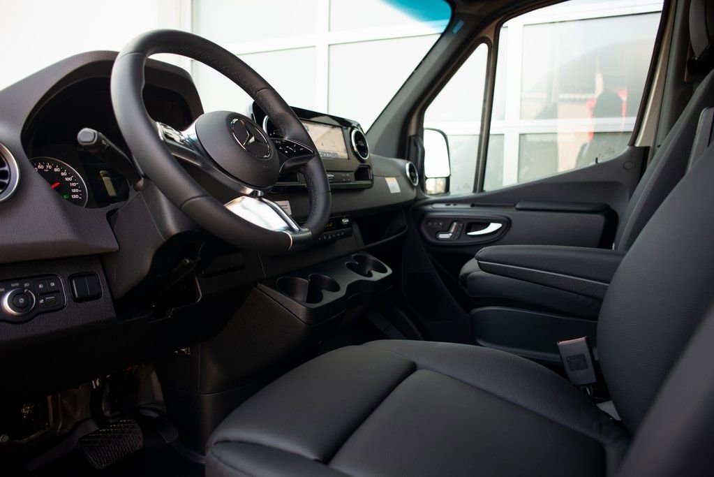 New 2025 Mercedes-Benz Sprinter 2500 image 14
