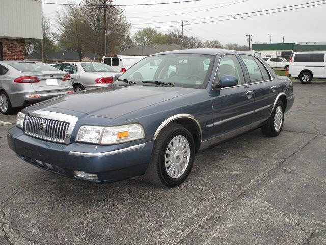 Used 2007 Mercury Grand Marquis LS image 2