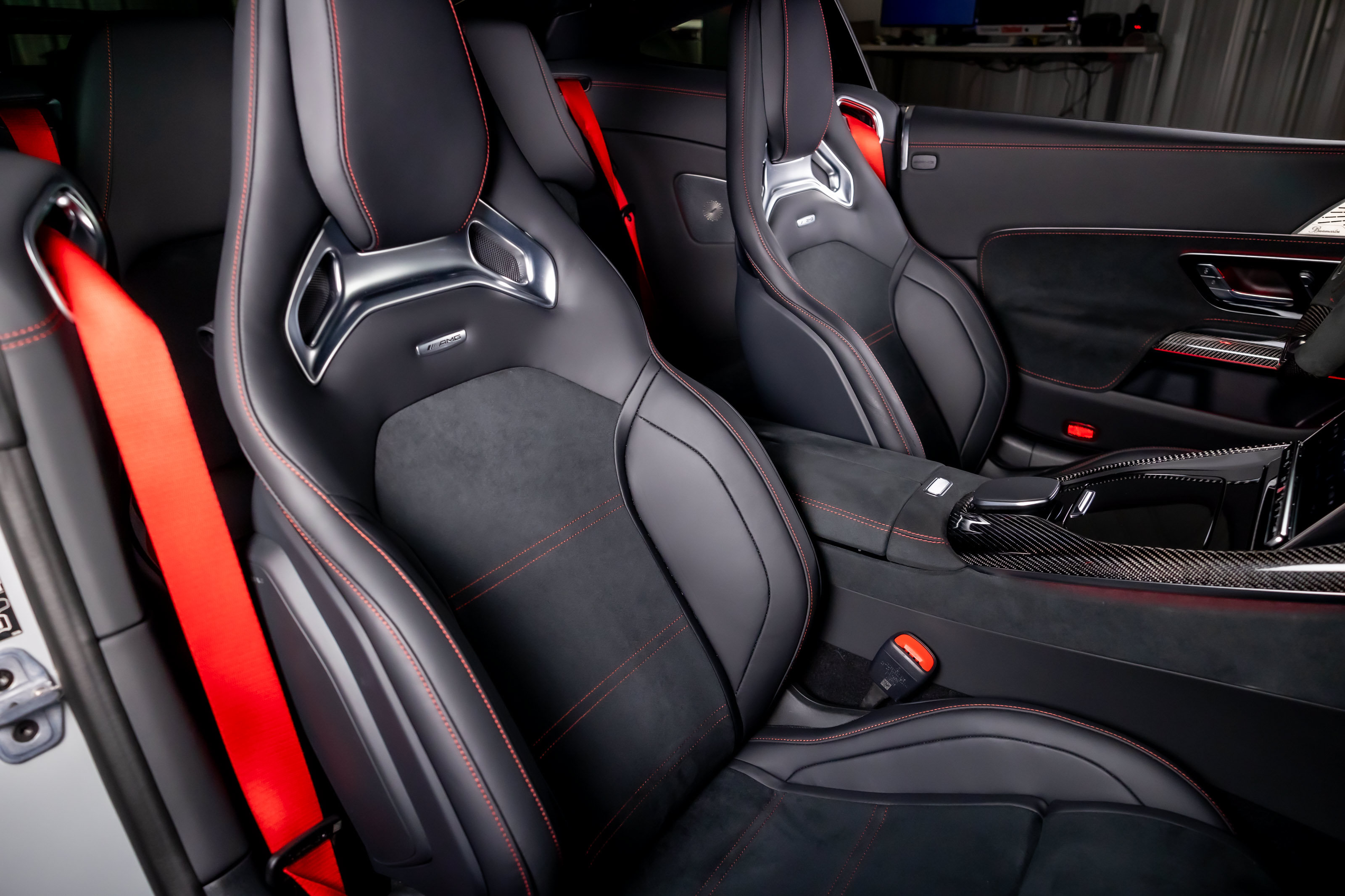 Used 2025 Mercedes-Benz AMG GT 63 image 24