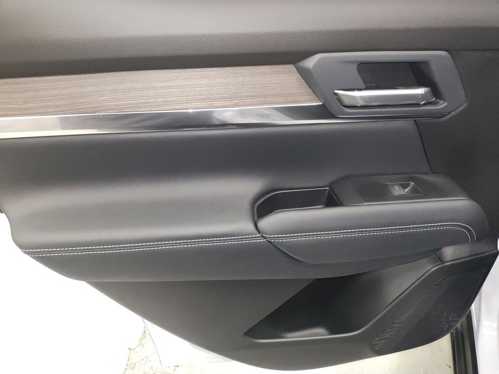 New 2027 GMC Terrain Denali w/ LPO, Floor Liner Package AWD/4WD image 26