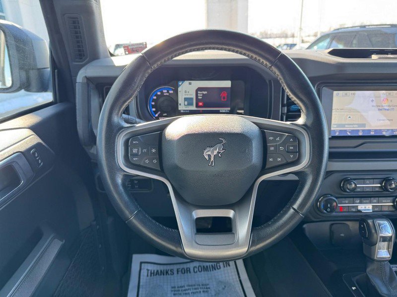 Used 2022 Ford Bronco Black Diamond image 12