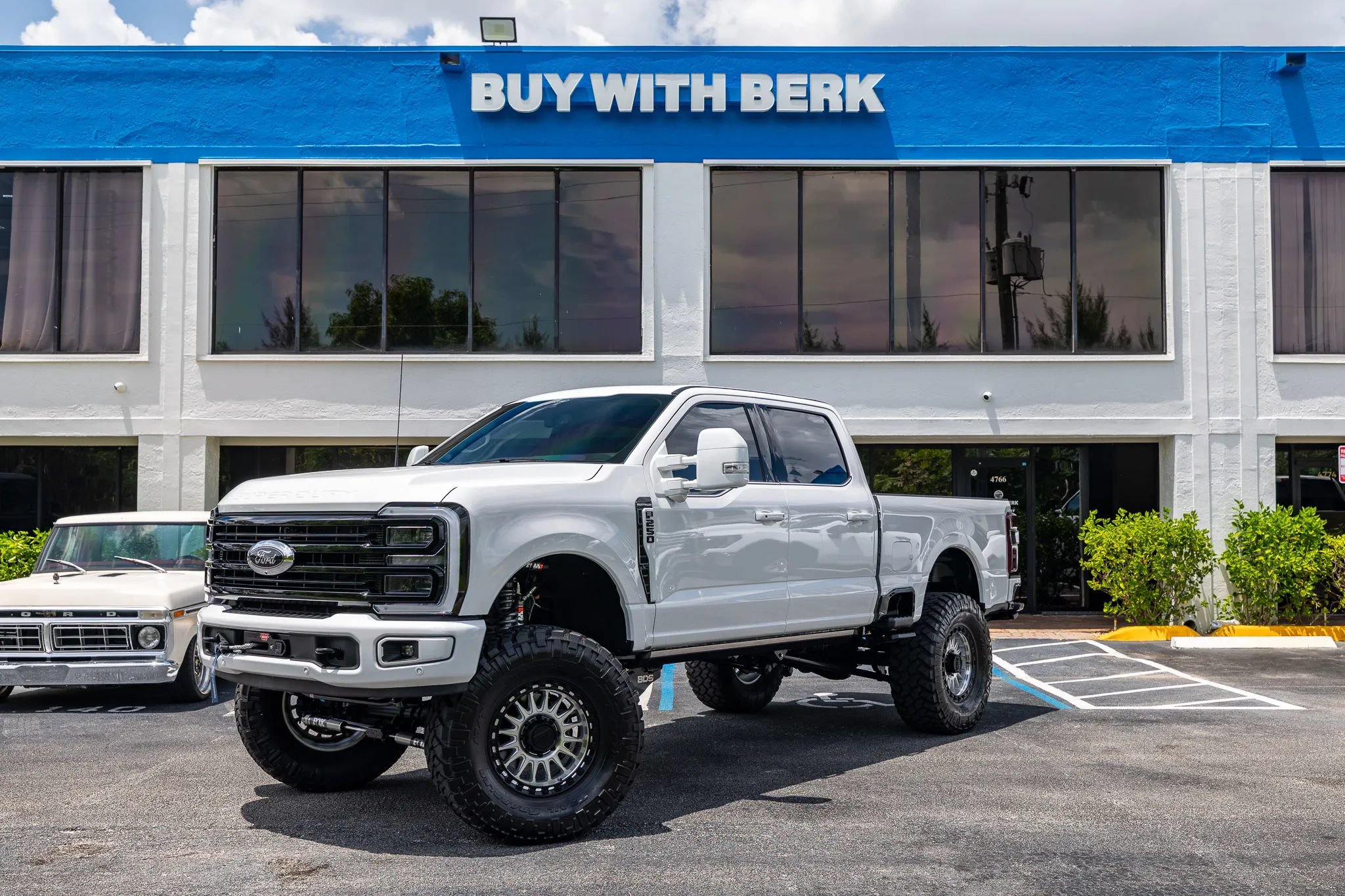 Used 2025 Ford F250 Platinum w/ Platinum Plus Package