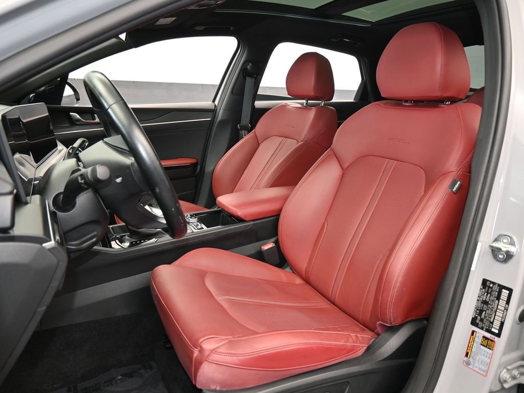 Used 2025 Kia K5 GT-Line w/ GT-Line Premium Package image 10