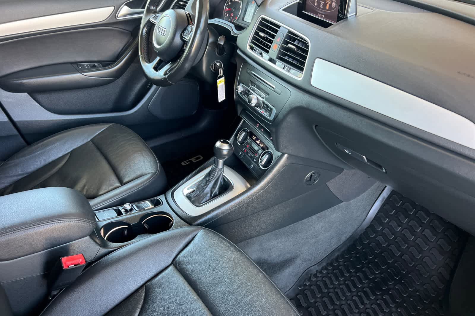 Used 2017 Audi Q3 2.0T Premium FWD image 17