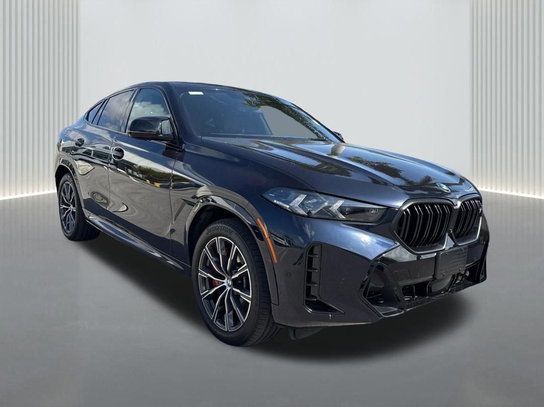 Used 2025 BMW X6 M60i image 3