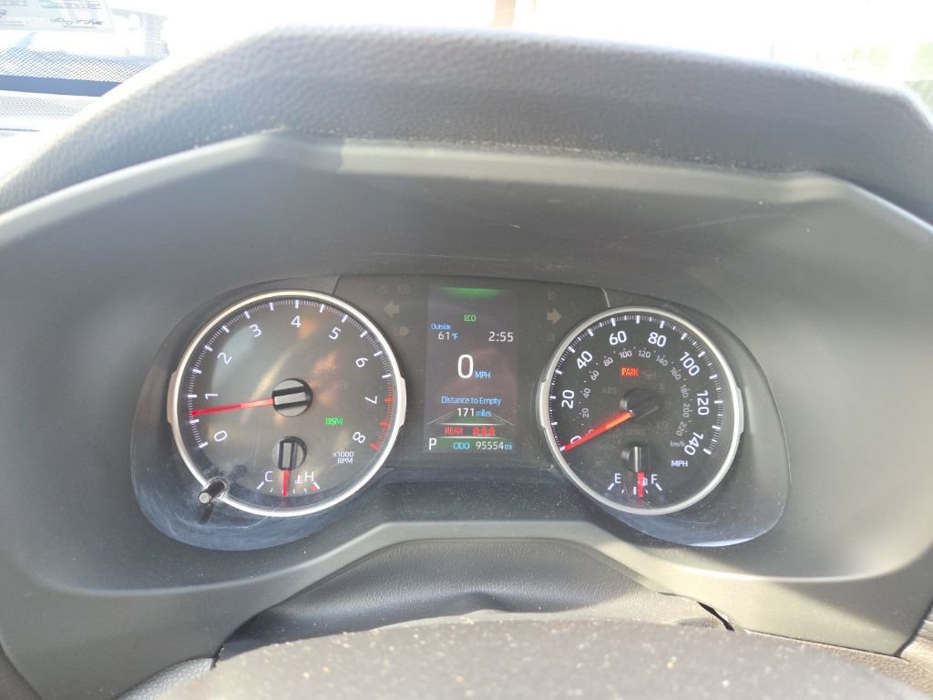 Used 2019 Toyota RAV4 LE w/ All Weather Liner Package image 15