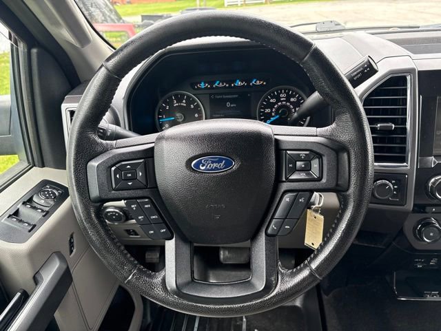 Used 2015 Ford F150 XLT w/ Equipment Group 302A Luxury AWD/4WD image 20