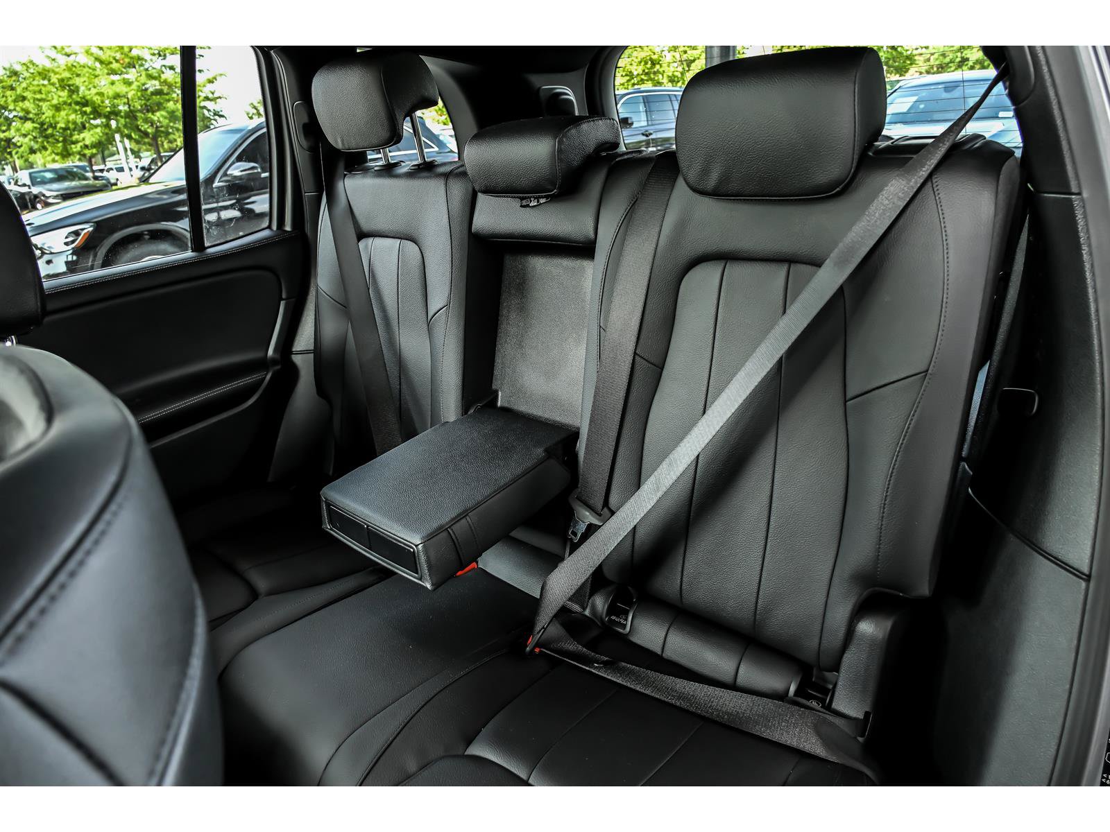 Certified 2021 Mercedes-Benz GLB 250 4MATIC image 14
