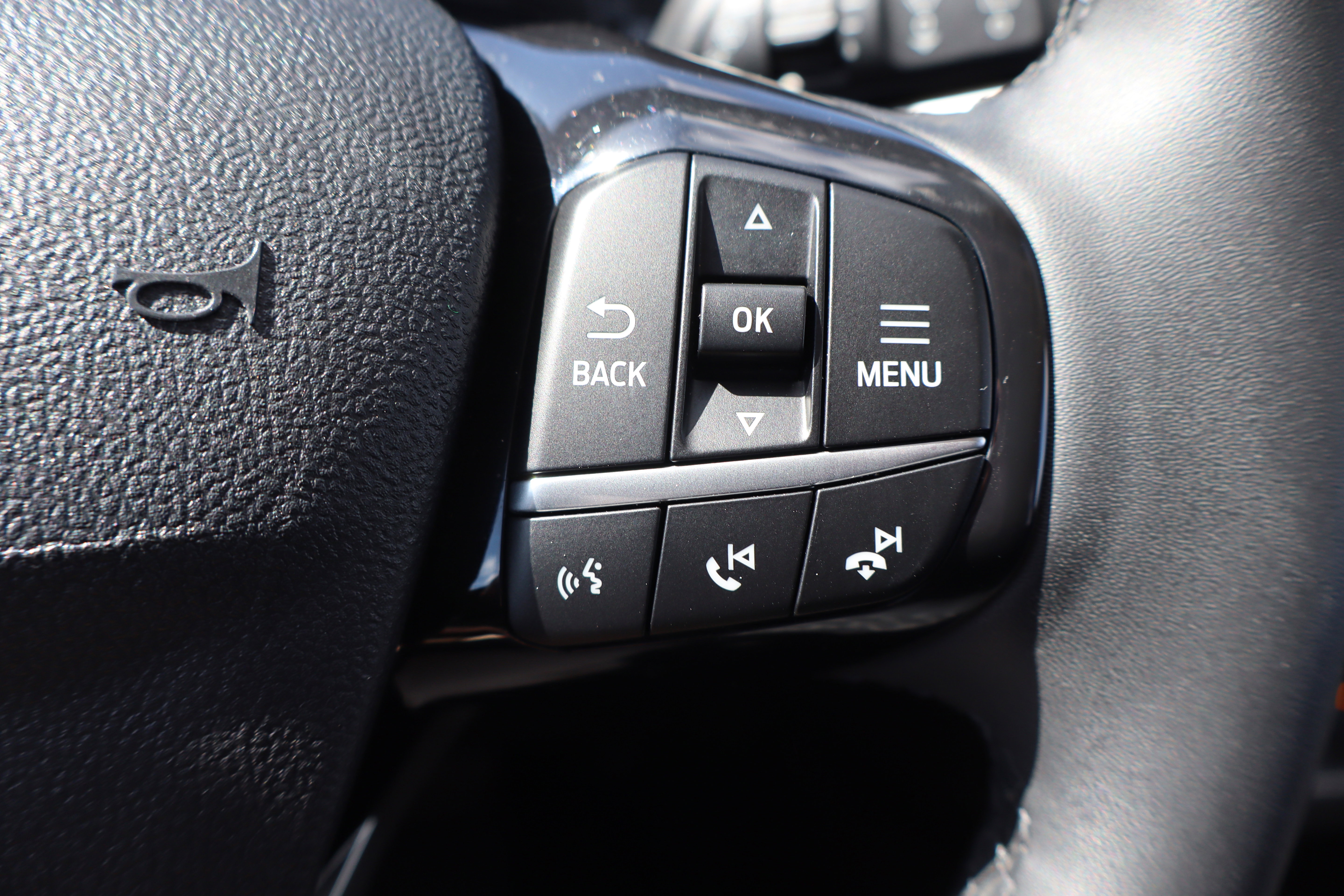 Used 2022 Ford Escape SEL image 21