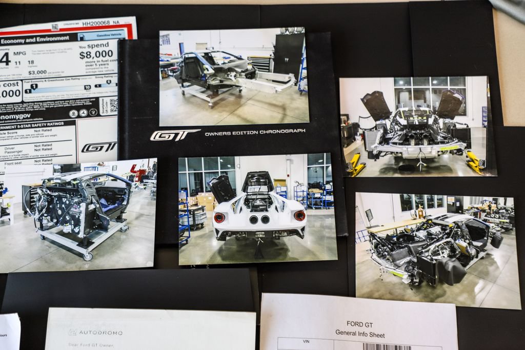 Used 2017 Ford GT RWD image 50