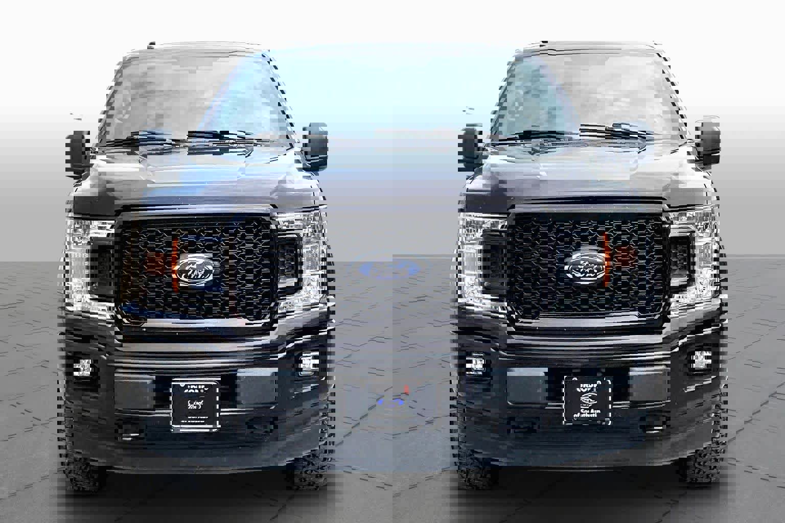 Used 2018 Ford F150 XL w/ Equipment Group 101A Mid AWD/4WD image 3