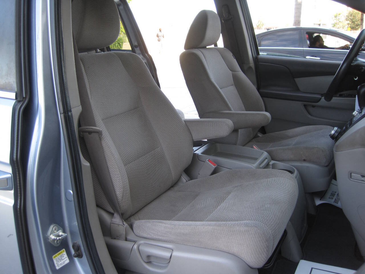 Used 2012 Honda Odyssey EX image 28
