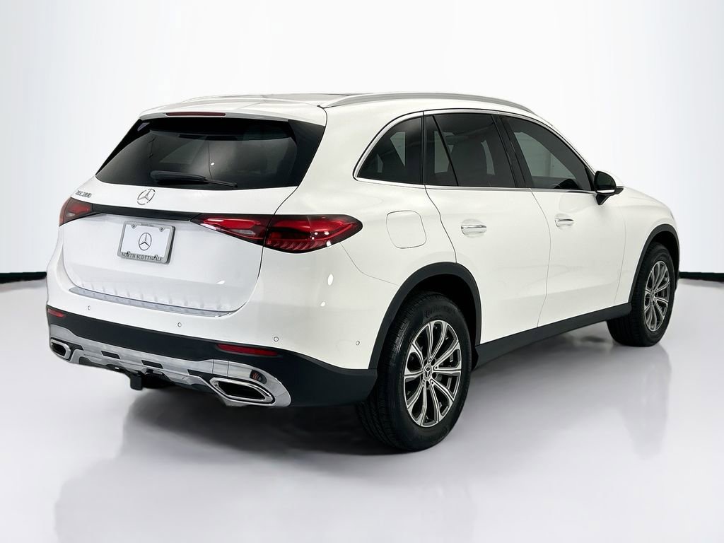 Used 2023 Mercedes-Benz GLC 300 image 5