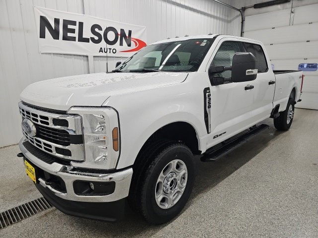 New 2026 Ford F350 4x4 Crew Cab Super Duty image 4