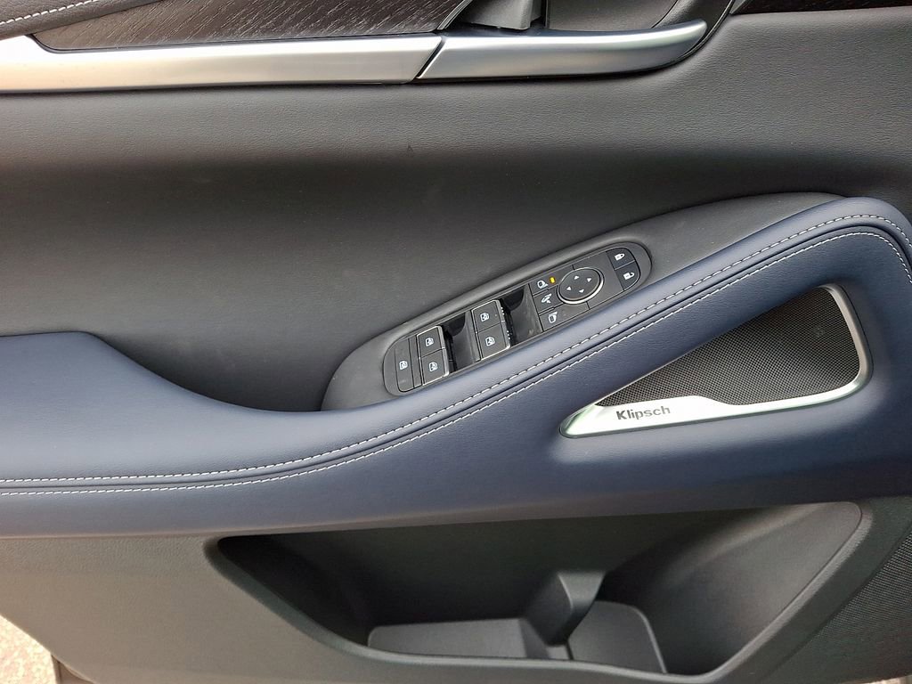 New 2026 INFINITI QX60 Sport image 9