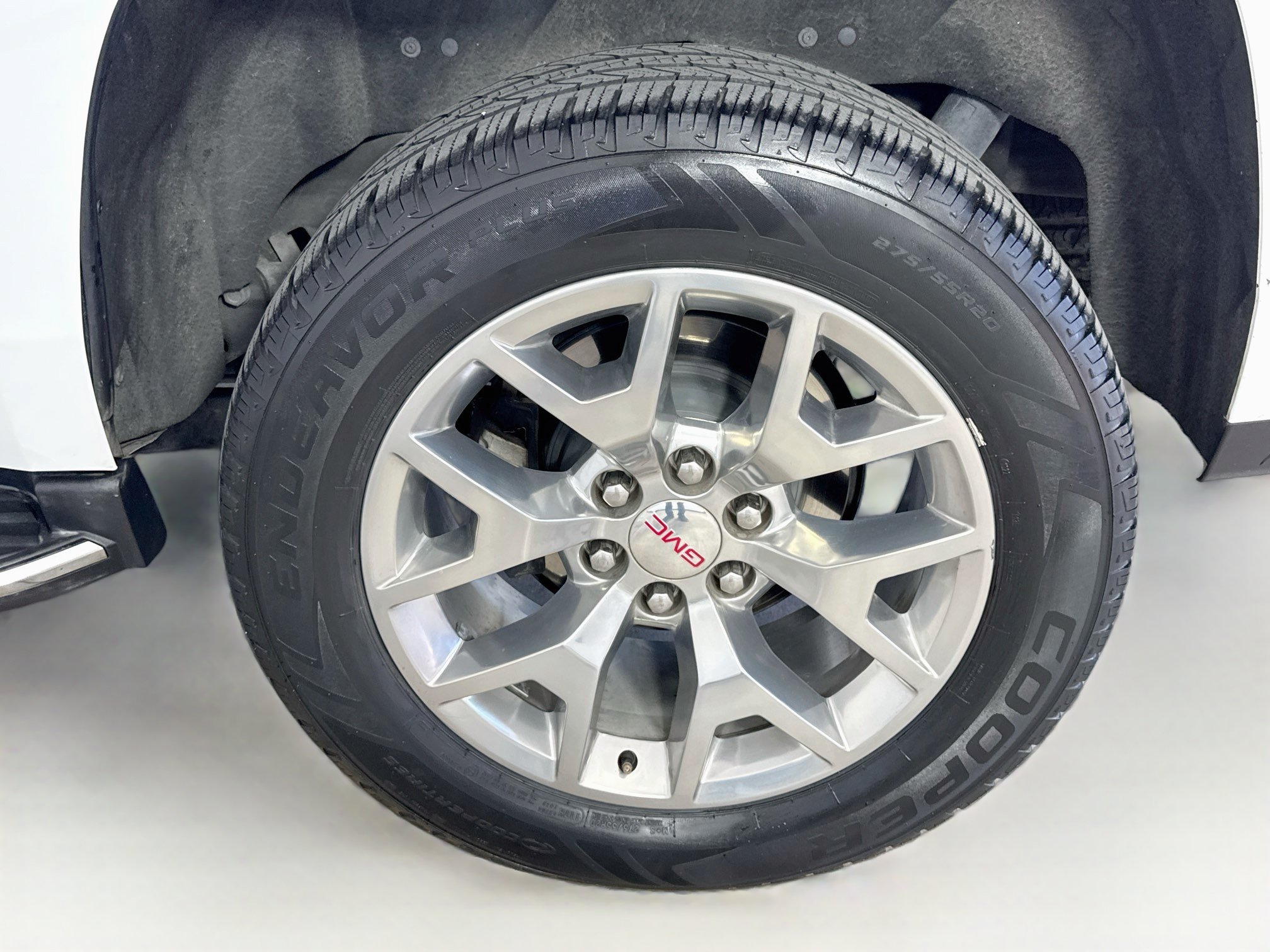 Used 2019 GMC Yukon SLE w/ SLE Value Package RWD image 32