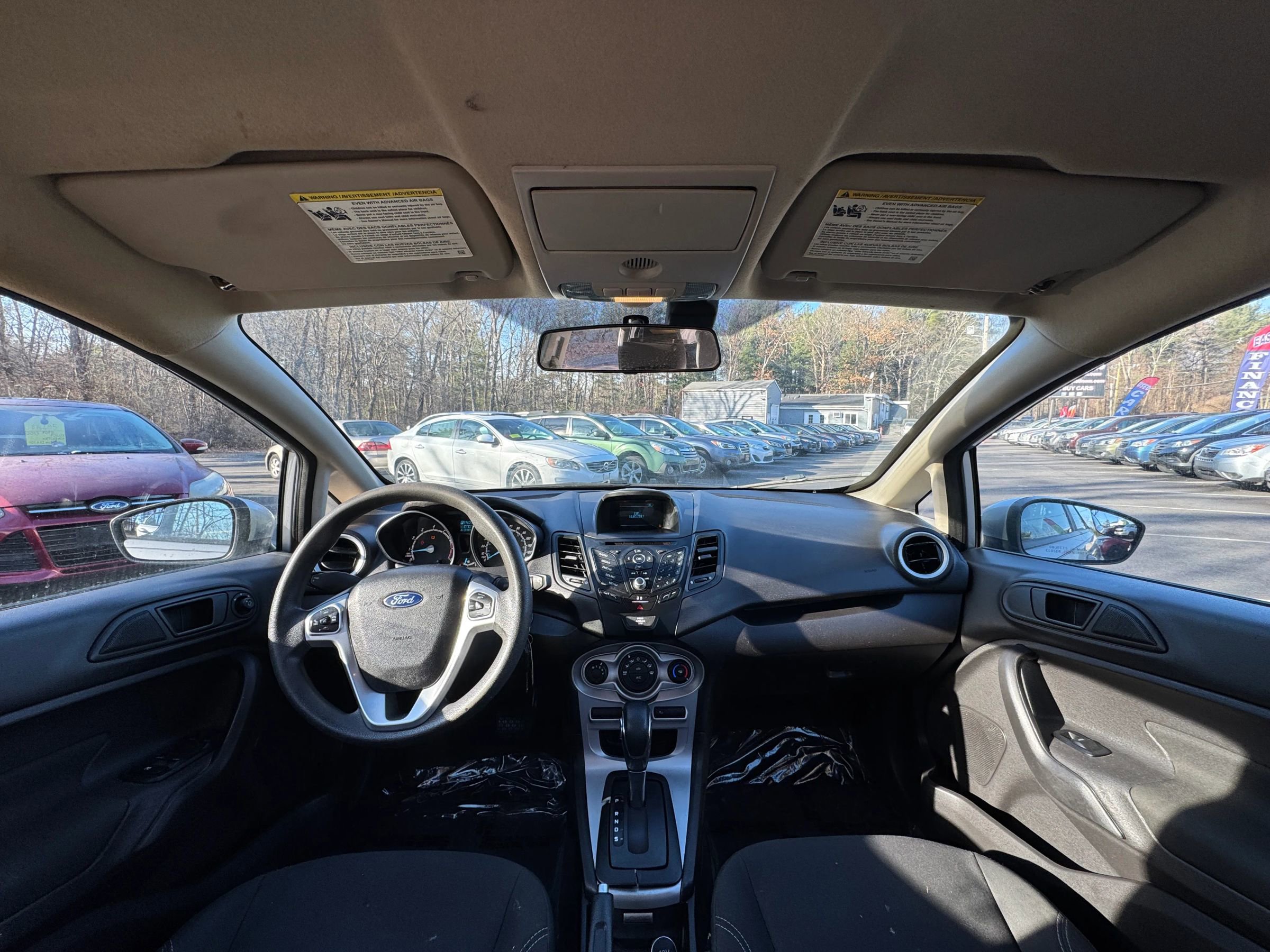 Used 2017 Ford Fiesta SE image 16