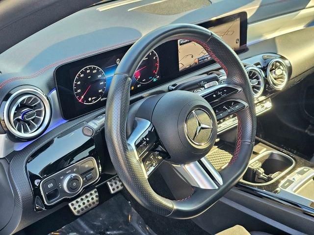 Used 2024 Mercedes-Benz CLA 250 4MATIC image 19