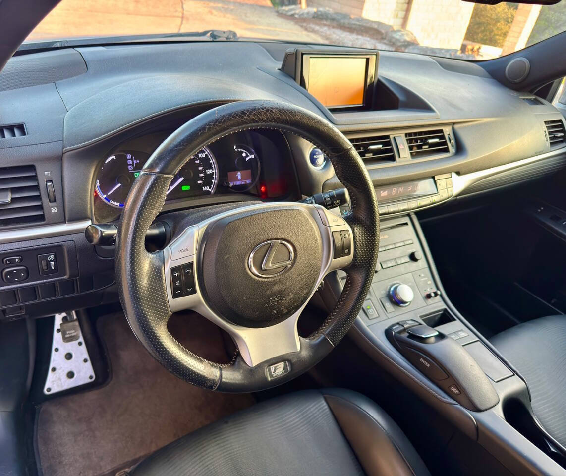 Used 2012 Lexus CT 200h Premium w/ Premium Audio Pkg (F Sport) FWD image 7
