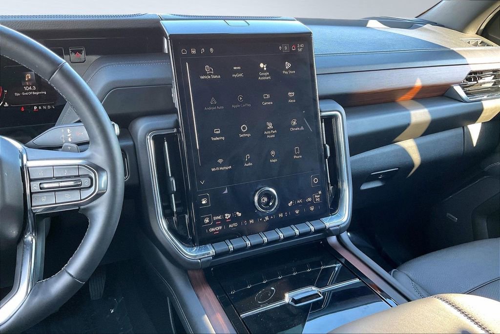 Used 2025 GMC Yukon Denali image 6