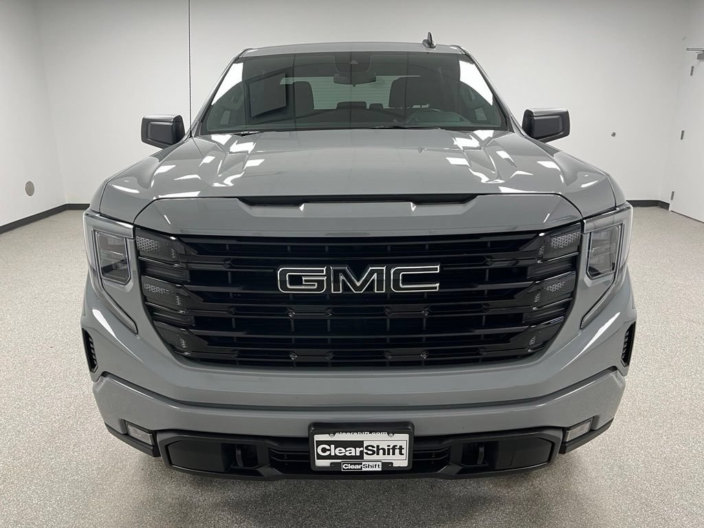 Used 2024 GMC Sierra 1500 Elevation AWD/4WD image 3