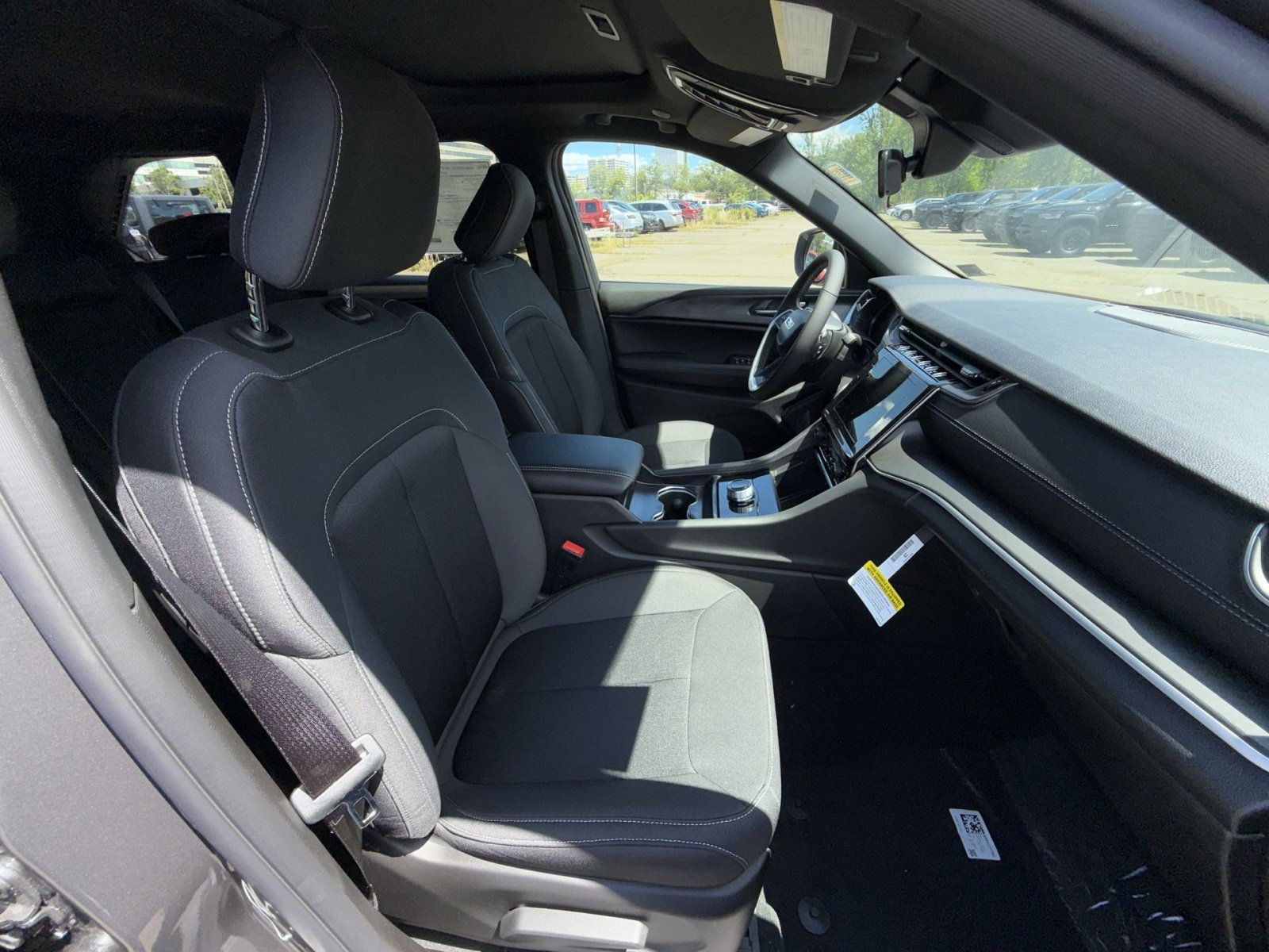 New 2026 Jeep Grand Cherokee Laredo X AWD/4WD image 26