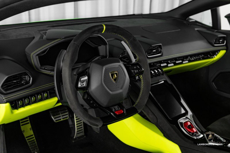 Used 2024 Lamborghini Huracan Sterrato image 35