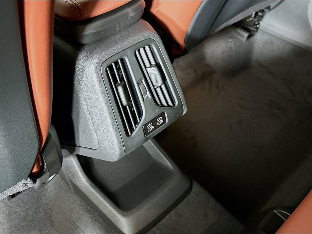 New 2026 BMW X1 xDrive28i w/ Technology Package image 33