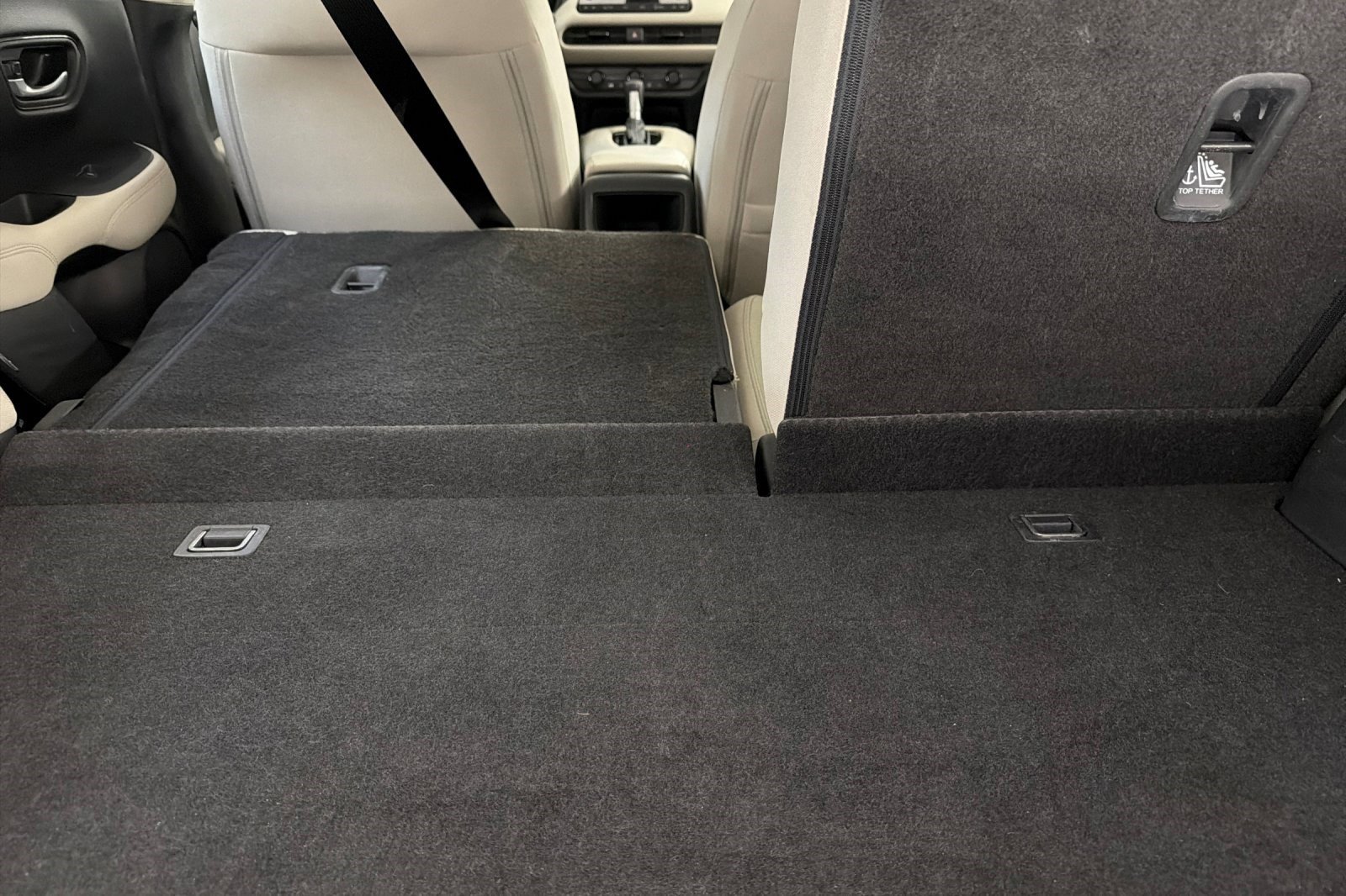 Used 2025 Honda HR-V LX image 32