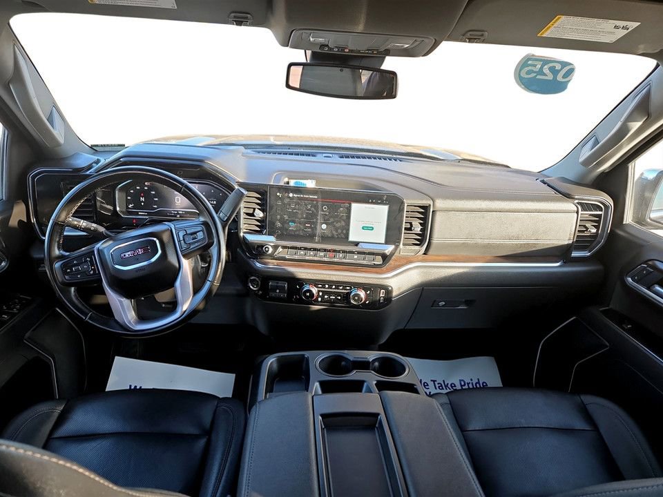Used 2025 GMC Sierra 1500 SLT image 13