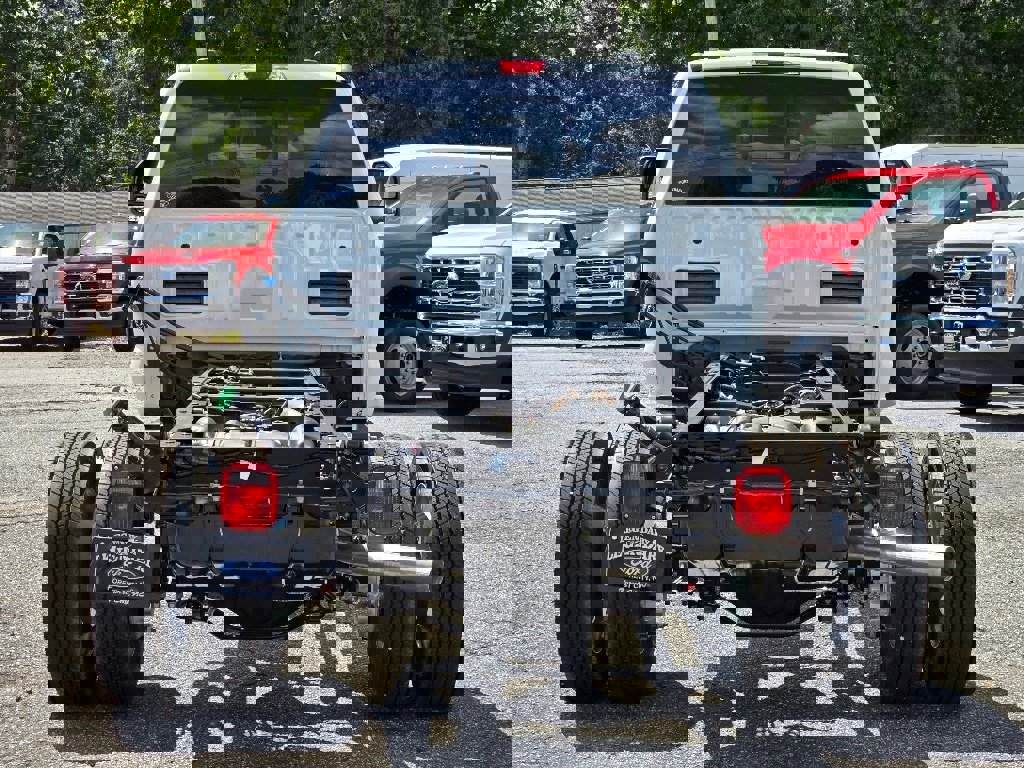 New 2026 Ford F550 4x4 Crew Cab Super Duty image 24