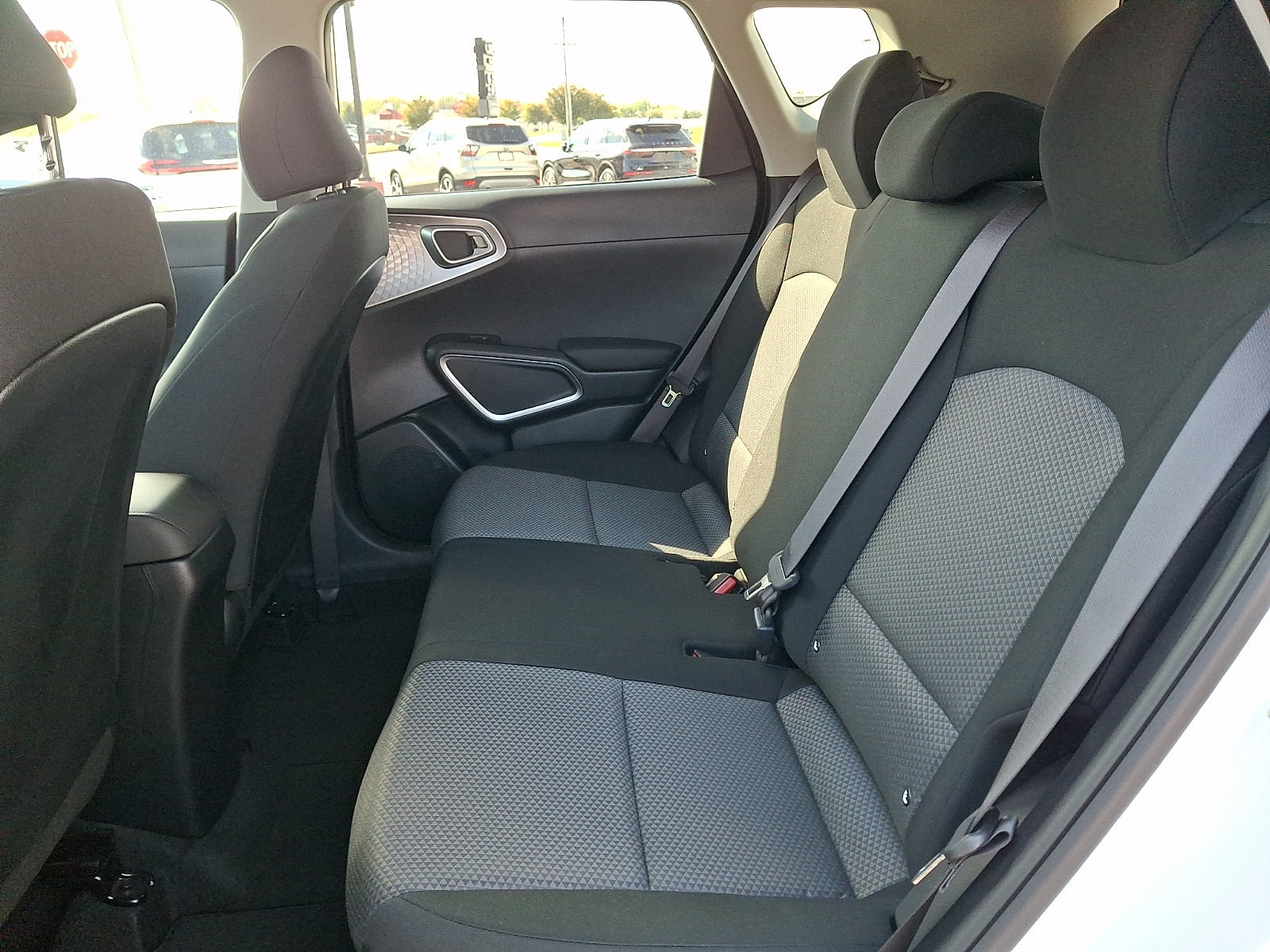 Certified 2025 Kia Soul LX w/ LX Technology Package FWD image 10