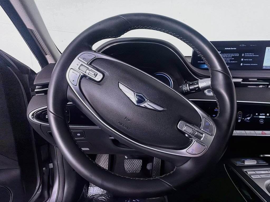 Used 2025 Genesis GV70 2.5T AWD/4WD image 11