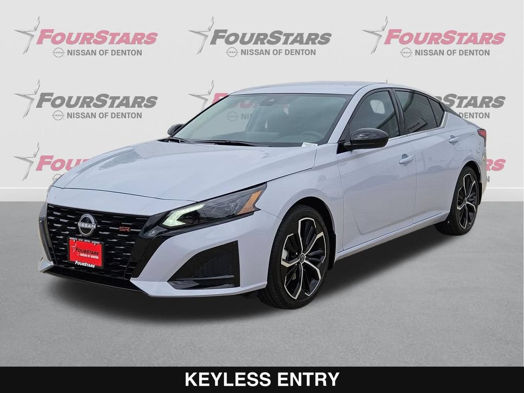 New 2026 Nissan Altima 2.5 SR FWD image 9