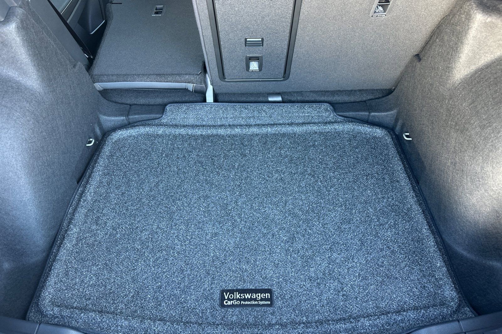 New 2026 Volkswagen Taos SE FWD image 13