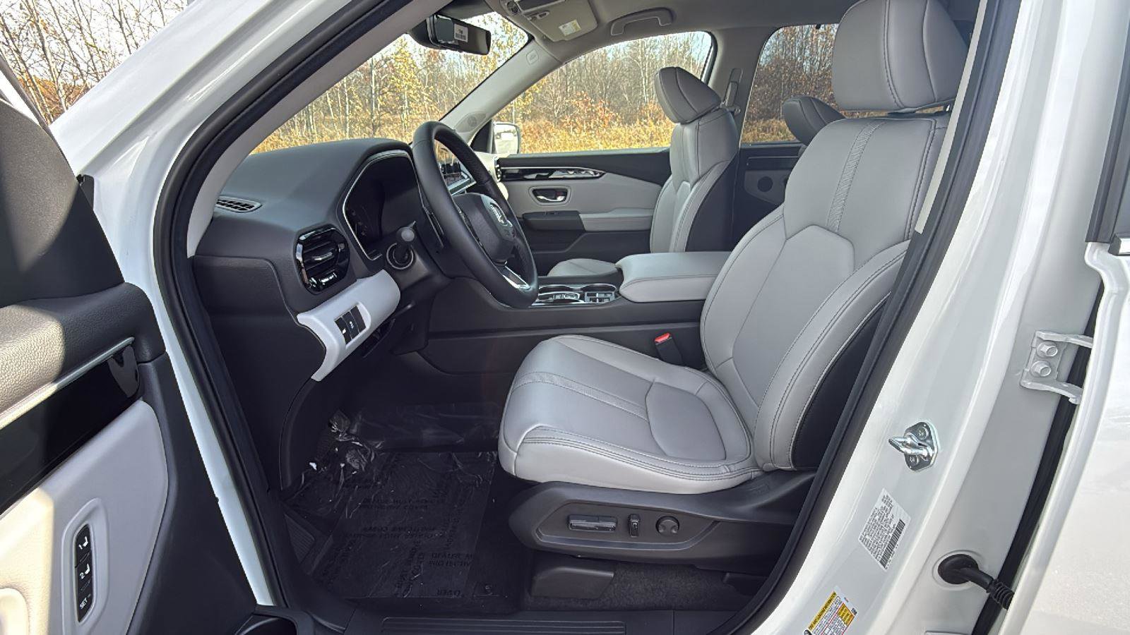 New 2025 Honda Pilot EX-L image 28