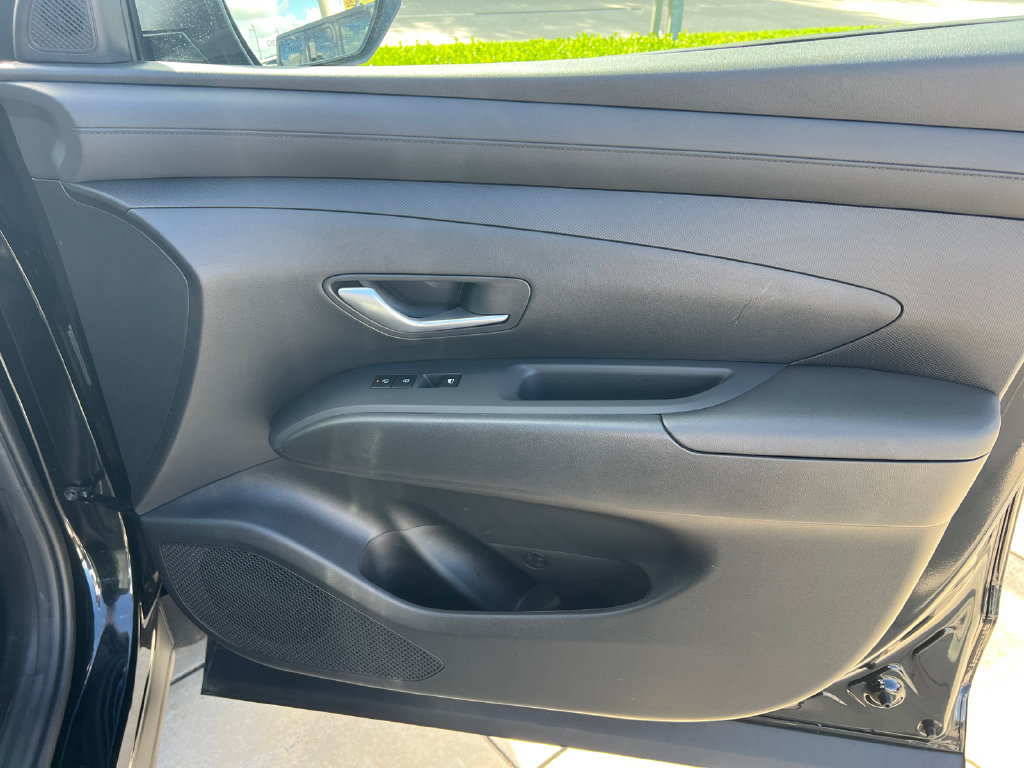 Used 2026 Hyundai Santa Cruz SE FWD image 6