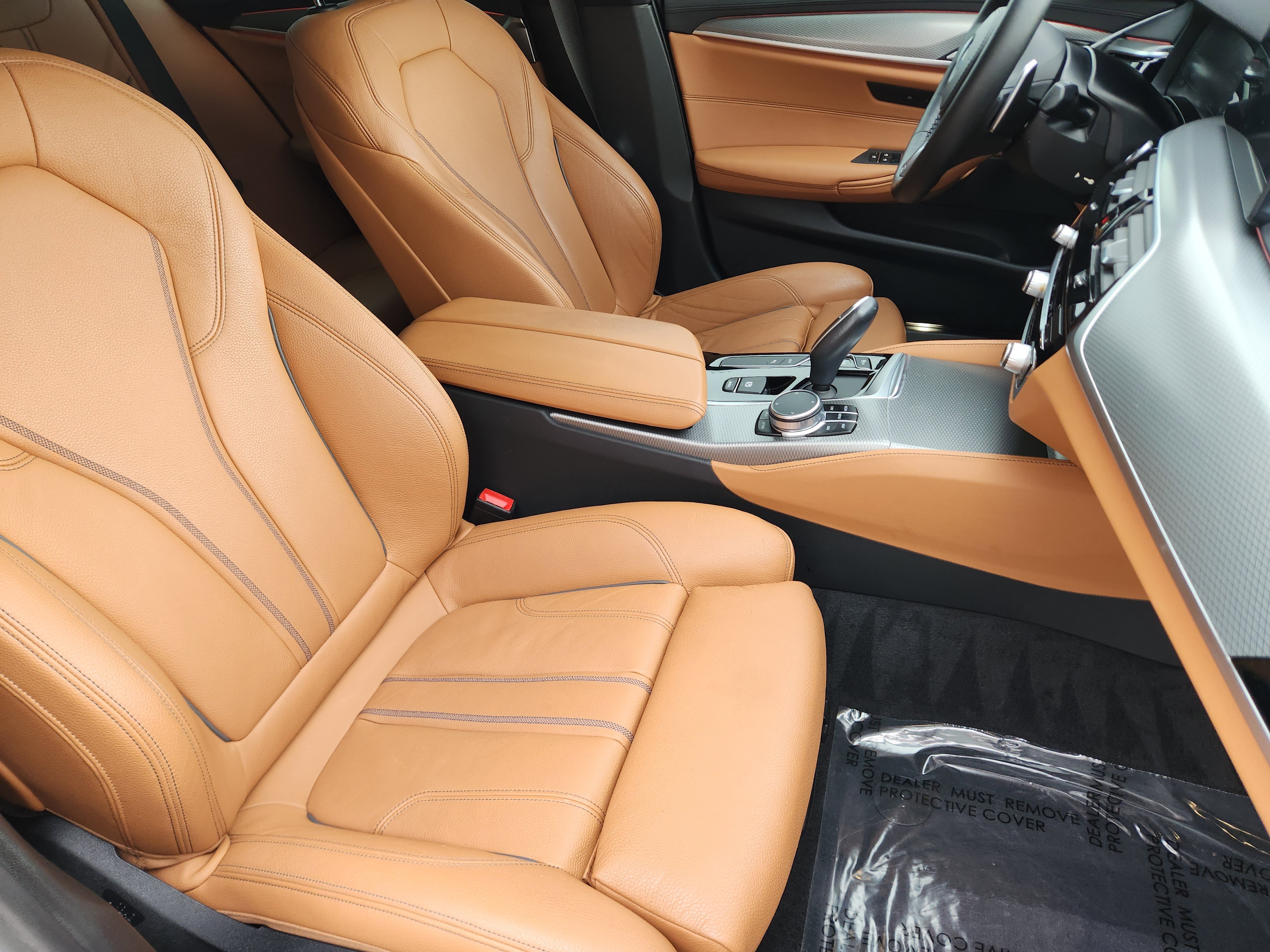 Used 2020 BMW 530e w/ M Sport Package image 13