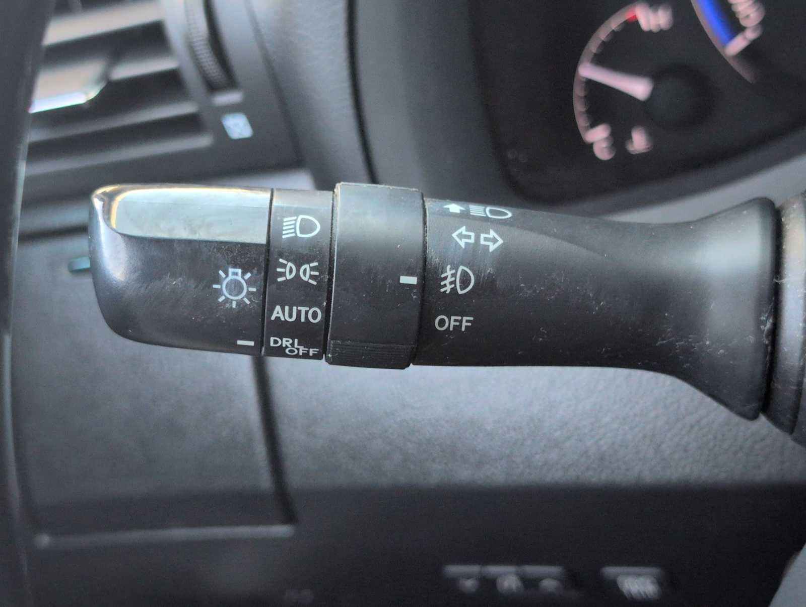 Used 2015 Lexus RX 450h AWD image 26
